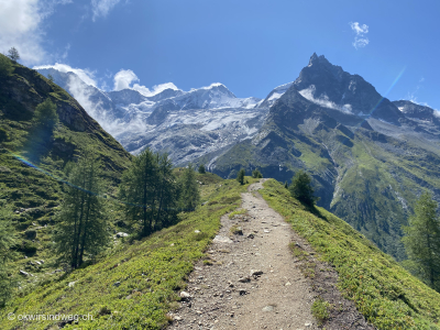 Alpine-Bergwanderung-Zinal-Arpitettaz