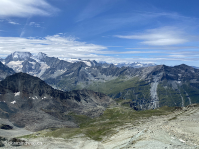 Blick_ueber_die_Berg-Abstieg_von_Tracuit-Zinal