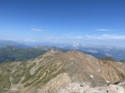 Blick_vom_Aroser_Rothorn_auf_Hoernlihuette