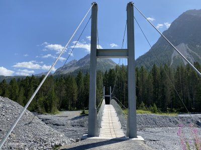 Wanderung_Isel_Haengebruecke_Arosa_Graubuenden