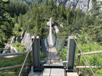 Haengebruecke-Handeckfall-Rundwanderung