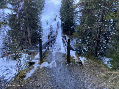 Walserweg_Obersaxen_Haengebruecke_Lehrpfad