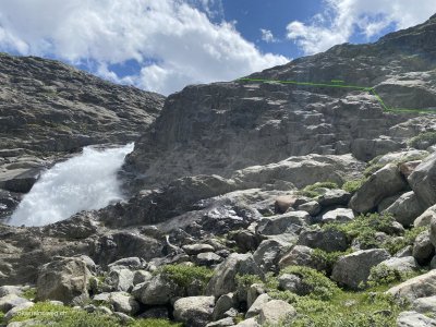 Wasserfall_Gaulisee_T4-Alpinwanderung_Kletterpartien_Kletterteil_Kletterweg