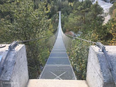 Coole-Hängebrücke-Bhutan