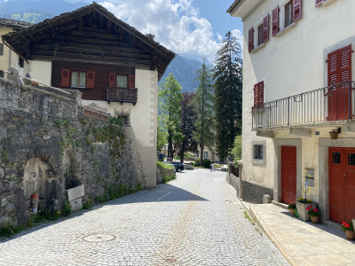 Bondo-Dorf-Wanderung