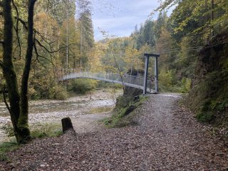 Wanderung-Haengebruecke_Waggelisteg