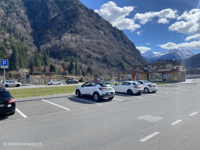 Acquarossa-Bushaltestelle-Parkplatz-Beginn-Wanderung