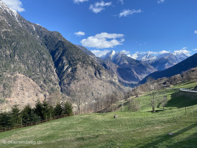 Wanderung-im-Bleniotal-Leontica