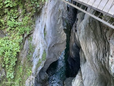 Hinterrhein-in-der-Viamalaschlucht