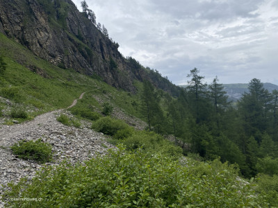 Rundwandeurng-um-Stausee-Wallis