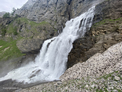 Fanstastische-Wasserfaelle-Wallis