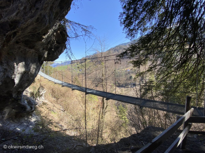 25_Wanderung-Wandern-Fuchsfallen-Haengebruecke-Filzbach