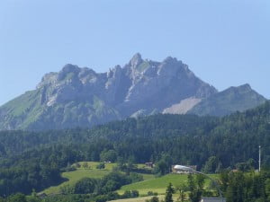 Pilatus von Kriens aus gesehen